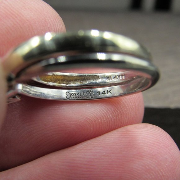 Size 5.5 14k Gold 1.05 Total Carat Diamond Ring - Picture 5 of 8